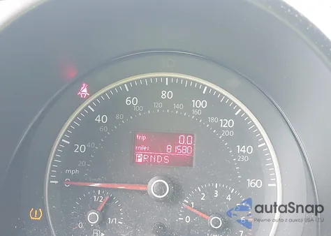 2010 Volkswagen New Beetle 2.5L z USA, uszkodzony, nr VIN 3VWRG3AL9AM002676